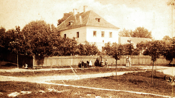 Myslivna na pohlednici z 80. let 19. stol. Myslivna na pohlednici z 80. let 19. stol.