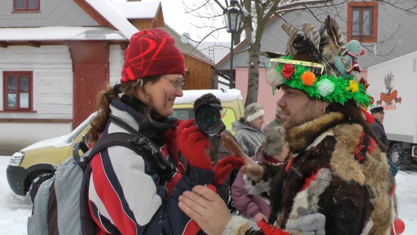 Maska žida z Blatné chce vyšetřit přihlížející ženu