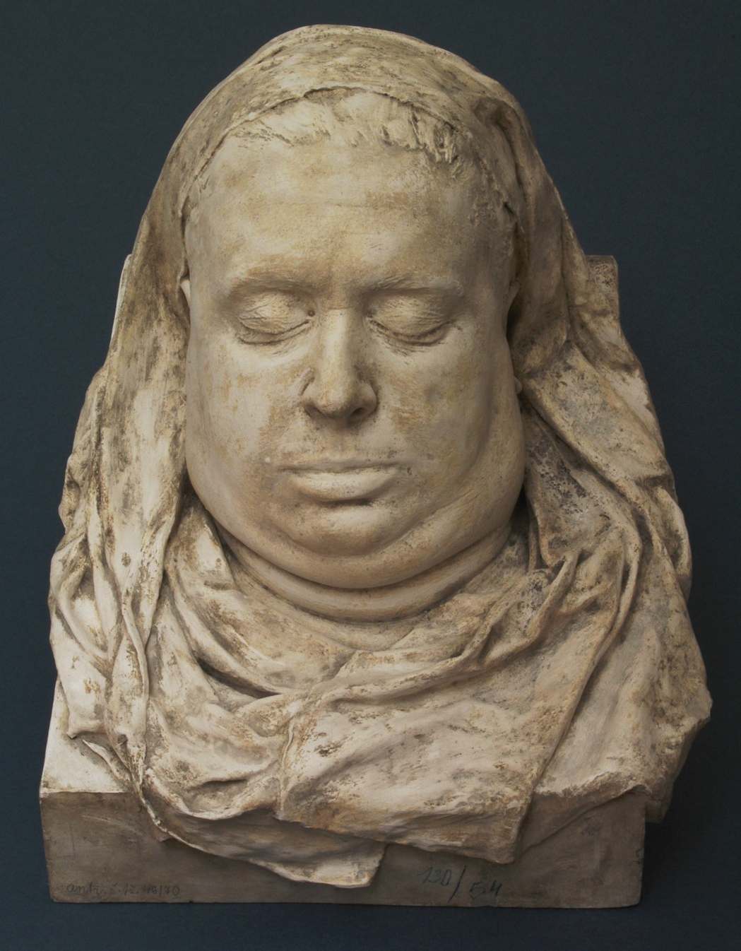 Odlitek hlavy královny Viktorie