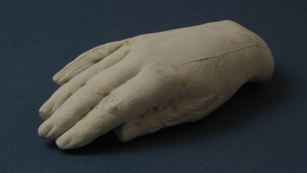 Odlitek ruky Františka Palackého