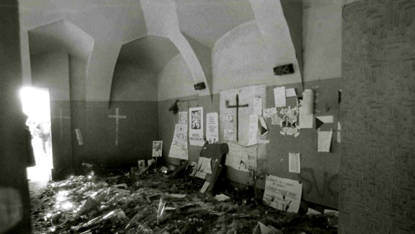 The reminder of events from November 17thin the arcade in the corner of Národní třída and Mikulanská street where the snatch squad of SNB (state national security) started beating the protestants. This place of spontaneous pieta occurred shortly after the events of November 17th (source:National Museum) The reminder of events from November 17thin the arcade in the corner of Národní třída and Mikulanská street where the snatch squad of SNB (state national security) started beating the protestants. This place of spontaneous pieta occurred shortly after the events of November 17th (source:National Museum)