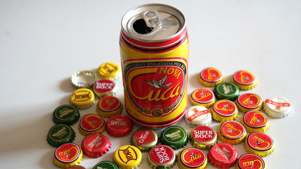 Moderní africká piva jsou podobná jako ta naše. Zdroj: Národní muzeum Fotografie. Moderní africká piva jsou podobná jako ta naše. Zdroj: Národní muzeum