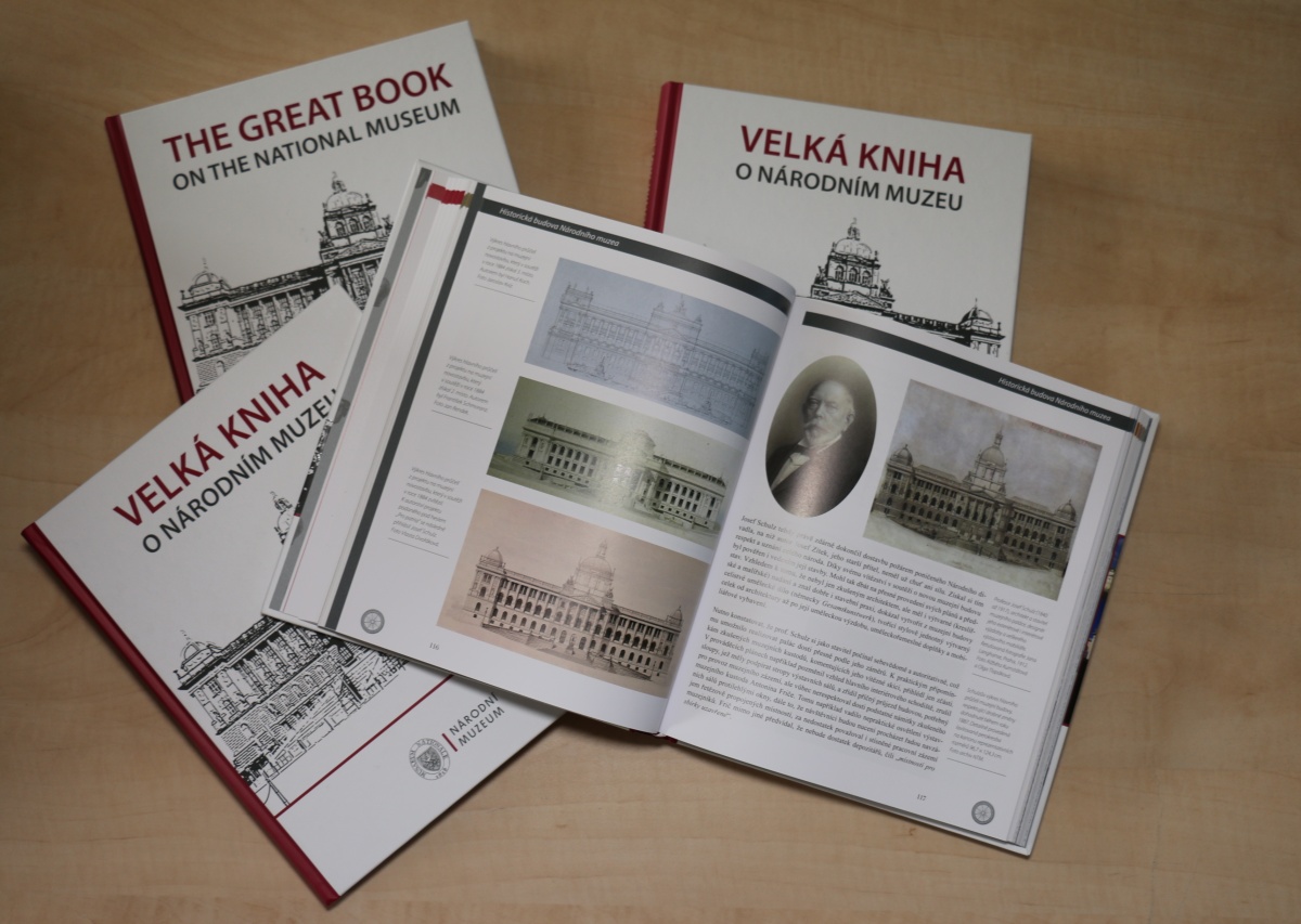 Fotografie. Velká kniha o Národním muzeu vyšla i v anglické verzi. Zdroj: Národní muzeum