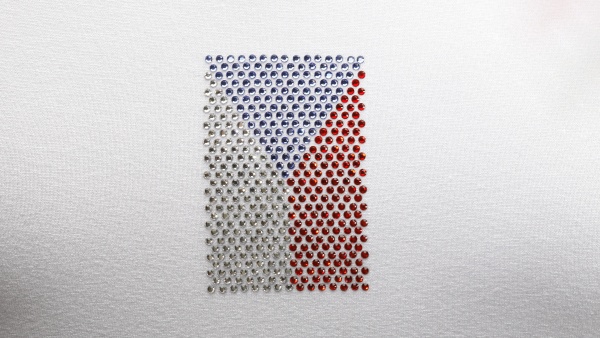 Detail kamínků Swarowski z kolekce pro LOH v Londýně v roce 2012. Zdroj: Národní muzeum Fotografie. Detail kamínků Swarowski z kolekce pro LOH v Londýně v roce 2012. Zdroj: Národní muzeum